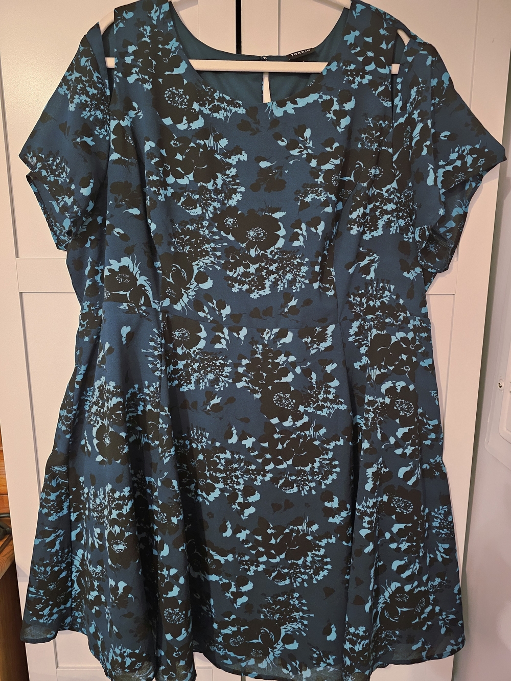 Torrid Teal & Black Floral Georgette Cutout Sleeve Skater Dress Plus Size 26/4X